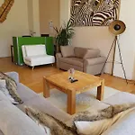 Tillyhome شقة *