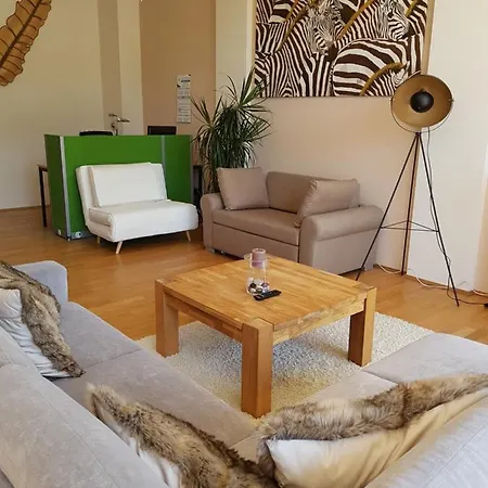Tillyhome Appartement *