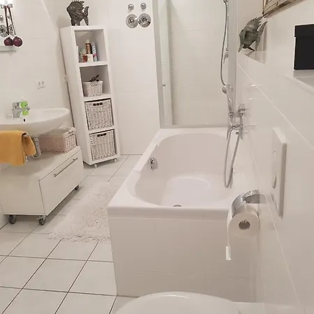Tillyhome Appartement