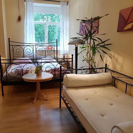 Tillyhome