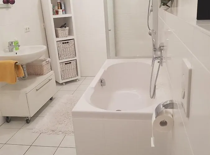 Tillyhome شقة