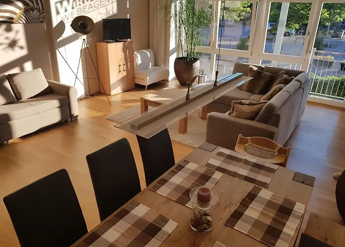 Tillyhome Apartamento *